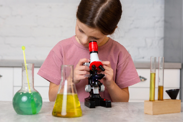 Science Tutors in Dubai